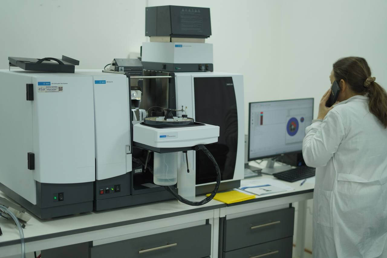 Центр Ltd  отримали акредитацію від Національного агентства з акредитації України (НAAУ) на проведення лабораторних досліджень за міжнародним стандартом